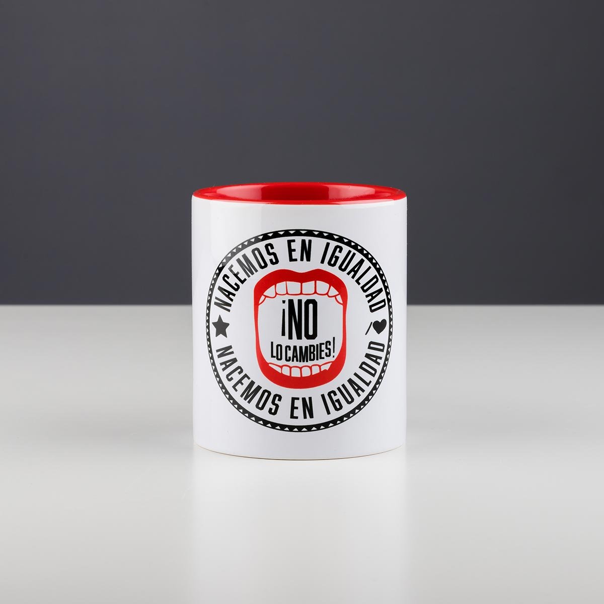 Taza Nacemos Igualdad