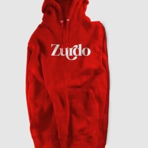 "Ezkertiarra" testua zuriz duen sudadera gorria